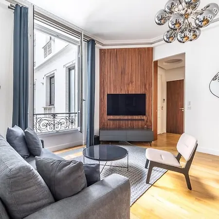Luxury Champs Elysees